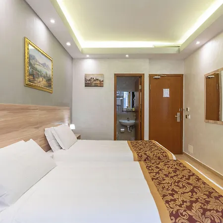 Alojamento de Acomodação e Pequeno-almoço Drago D'oro - Accross From Metro Vittorio Emanuele Roma