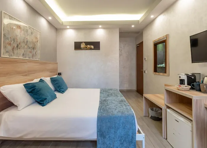 Drago D'oro - Accross From Metro Vittorio Emanuele 3*