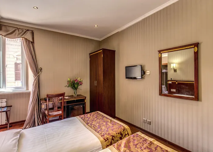 Drago D'oro - Accross From Metro Vittorio Emanuele Рим